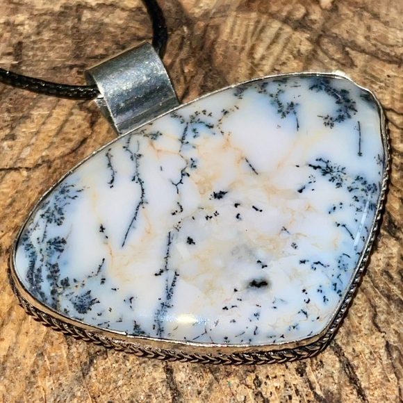 Black & White Dendritic Agate Pendant 2” - Picture 8 of 10